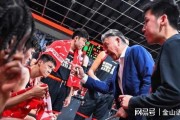 kaiyun-不容易！56岁老帅，3年3次“下课”，如今再度掌印，率队打进前8